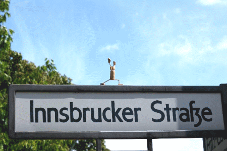 Street-Yogi: Virabhadrasana I