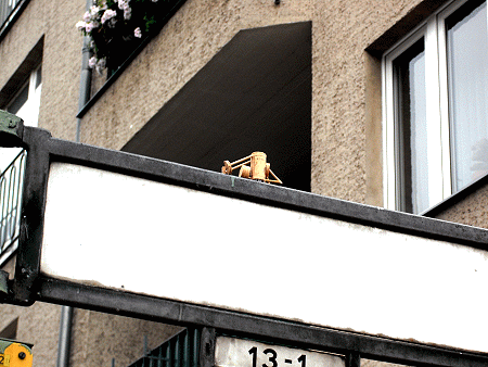 Street-Yogi: Halasasana