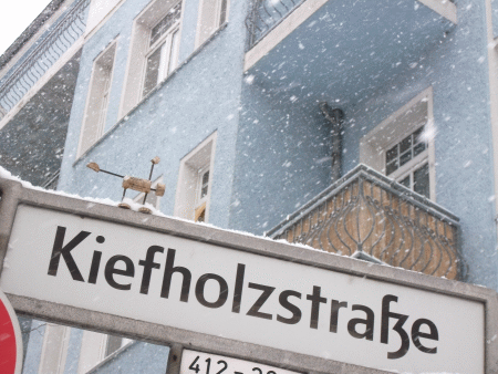 Street-Yogi: Mitten im kalten Winter