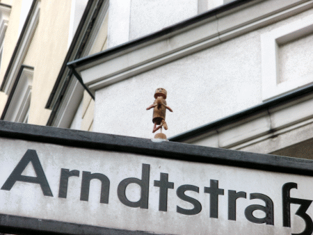 Street-Yogi: Tadasana (Variation)