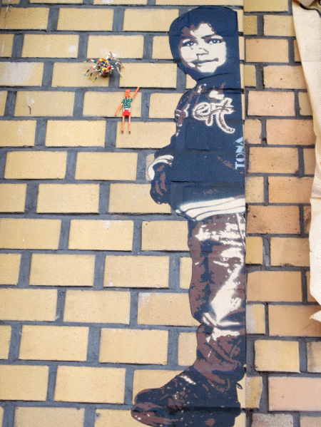 Spinne mit Street-People