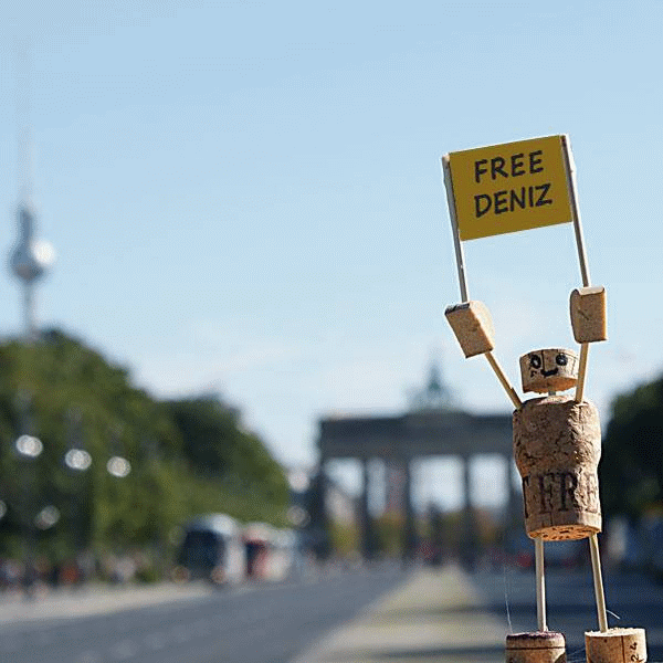 Free Deniz