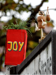 Herbstliches Altes Wildes Korkmännchen beim JoY-Garten