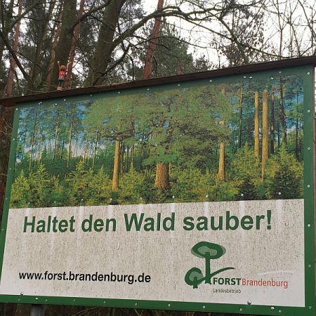 Haltet den Wald sauber