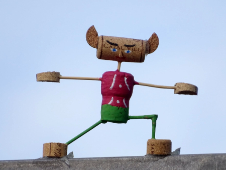 Rosagr&uuml;n mit langen Ohren